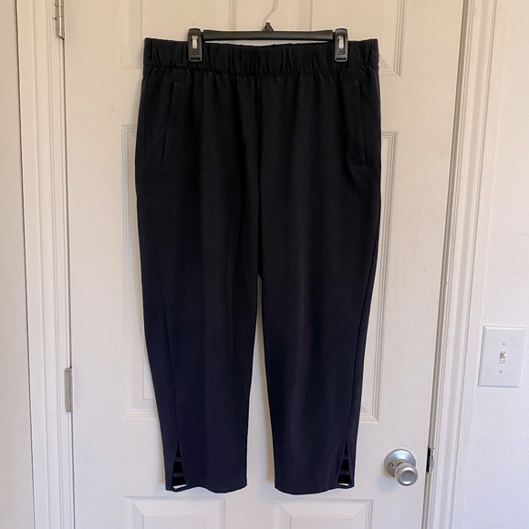 Talbots Pants - 2/$10 Talbots athletic capris